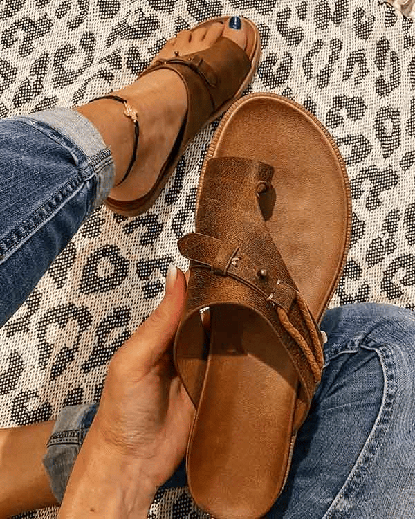 Delia | Cushioned Sandals