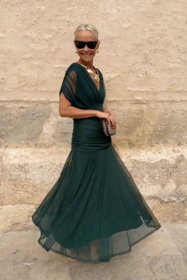 Mela | Elegant V-Neck Maxi