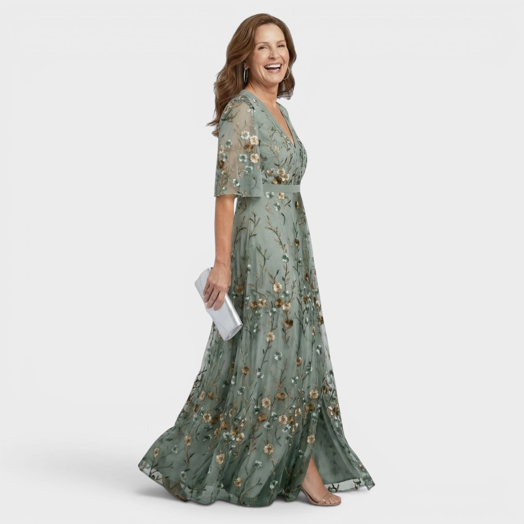 Daniela | Flowing Halter Maxi Dress