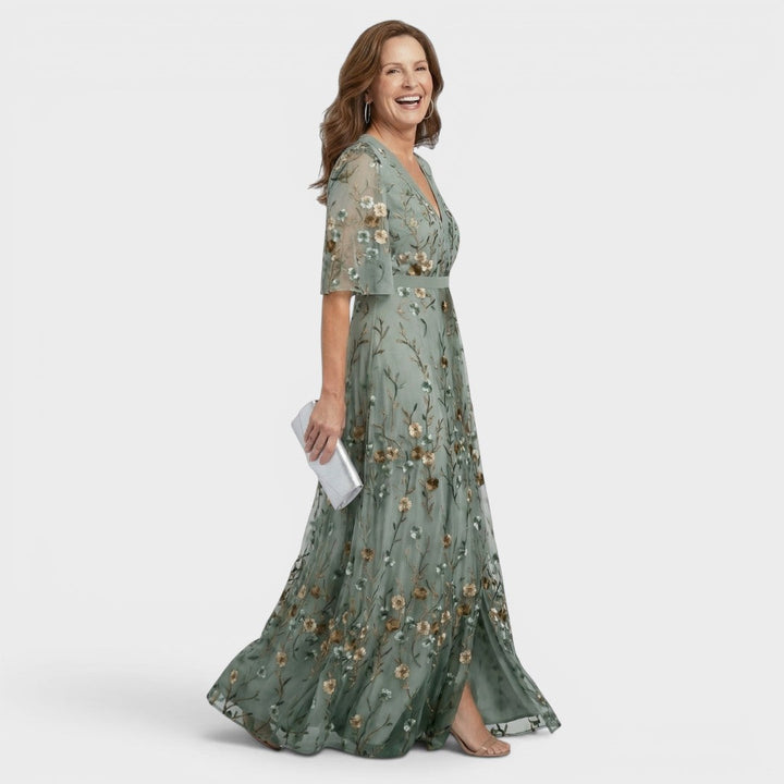 Daniela | Flowing Halter Maxi Dress