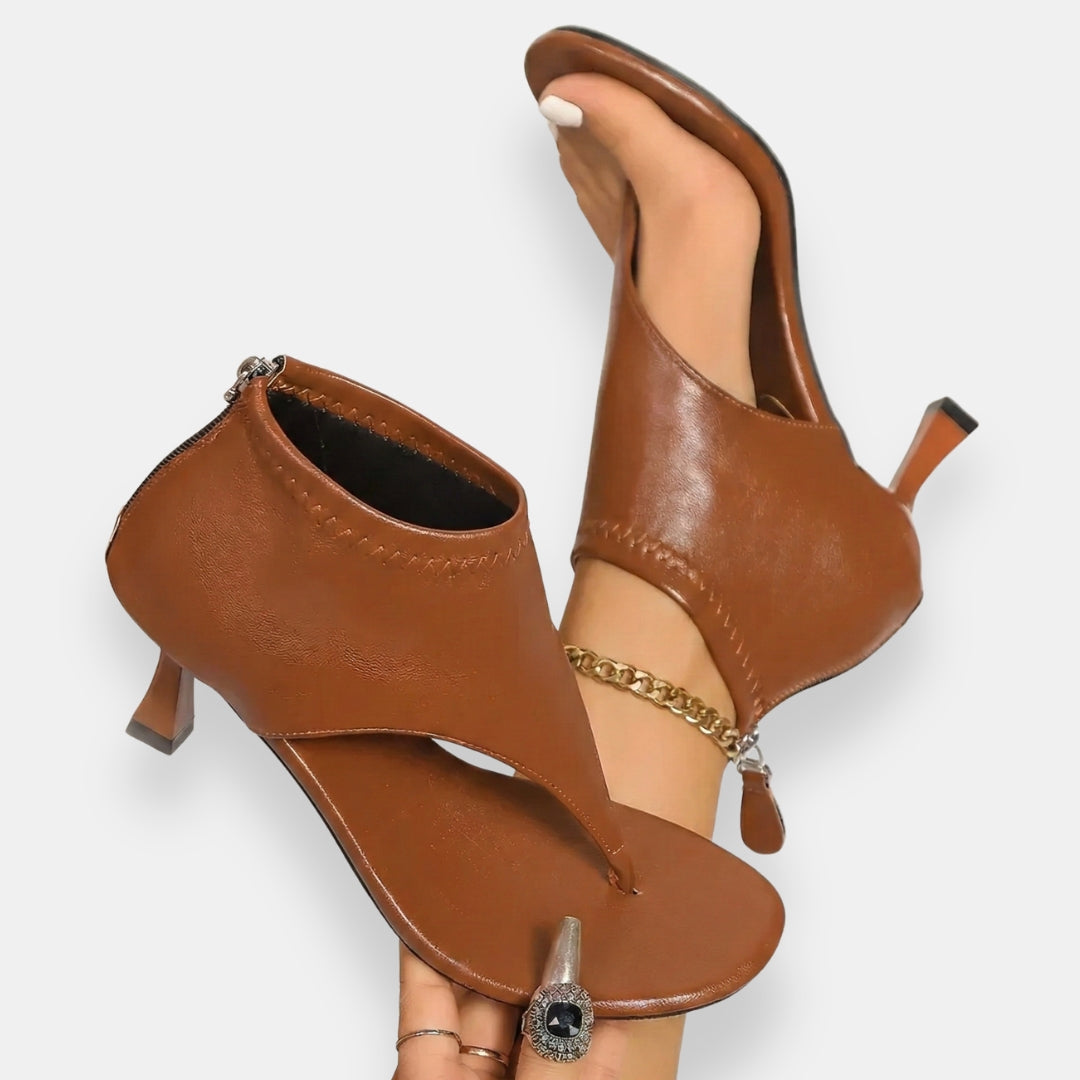 Clune | Comfortable Summer Sandal