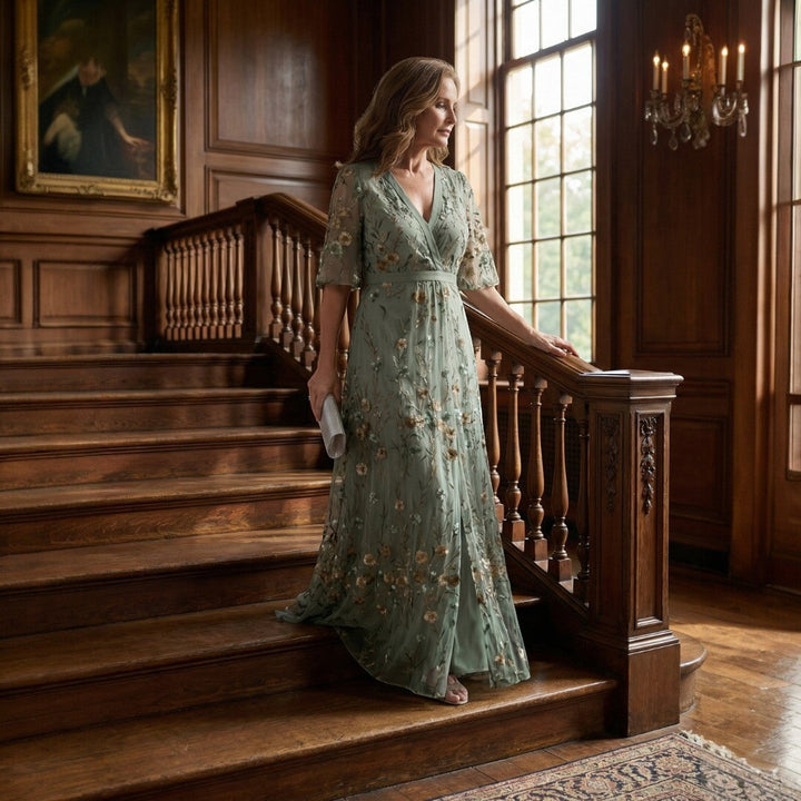 Daniela | Flowing Halter Maxi Dress