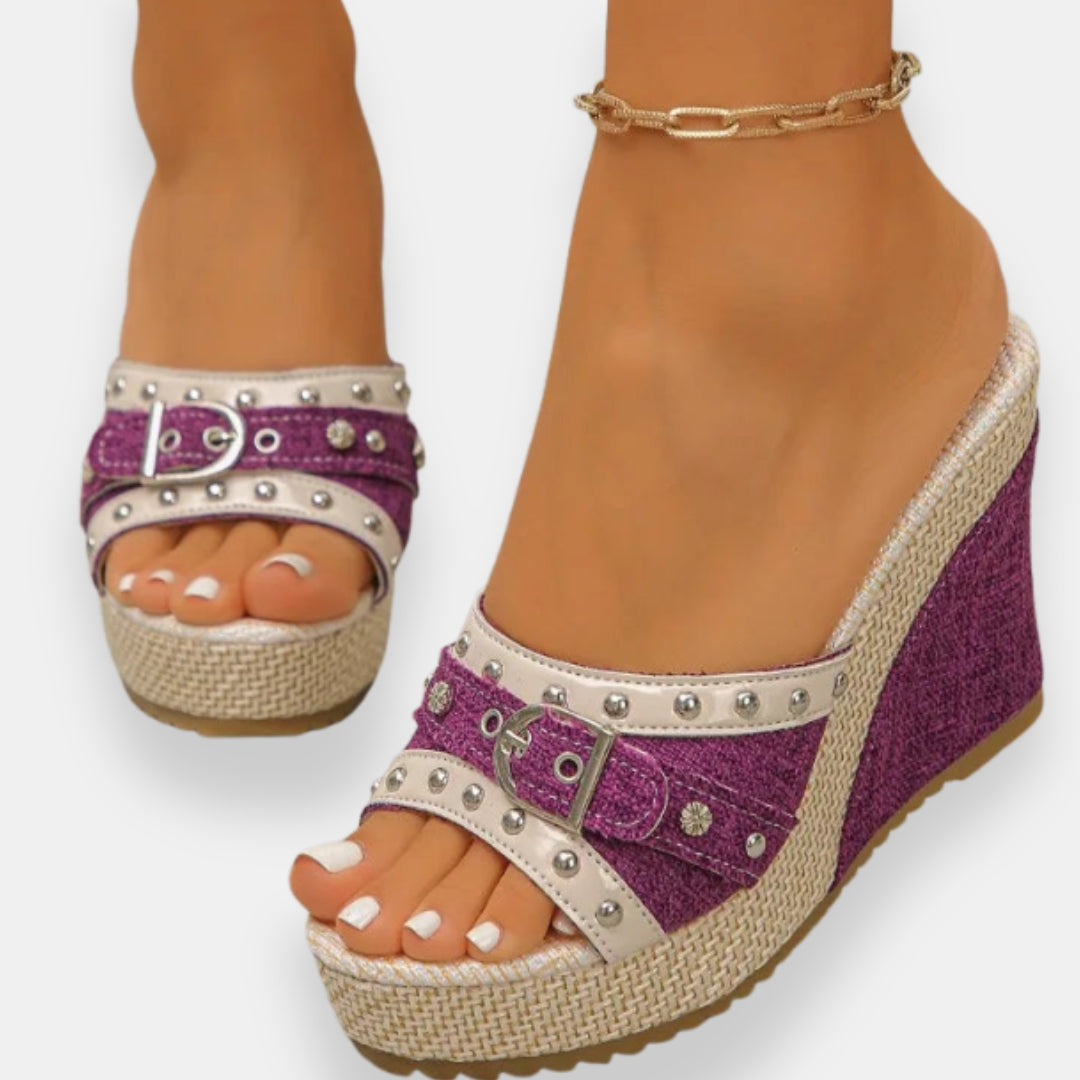 Pelvinde | Comfortable Summer Sandal