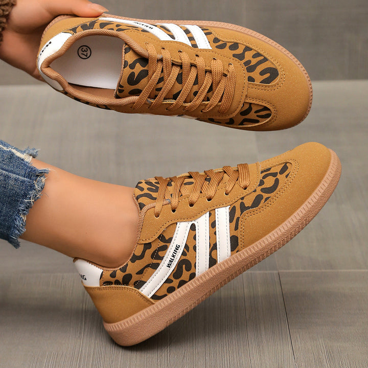 Della | Everyday Orthopedic Casual Sneakers