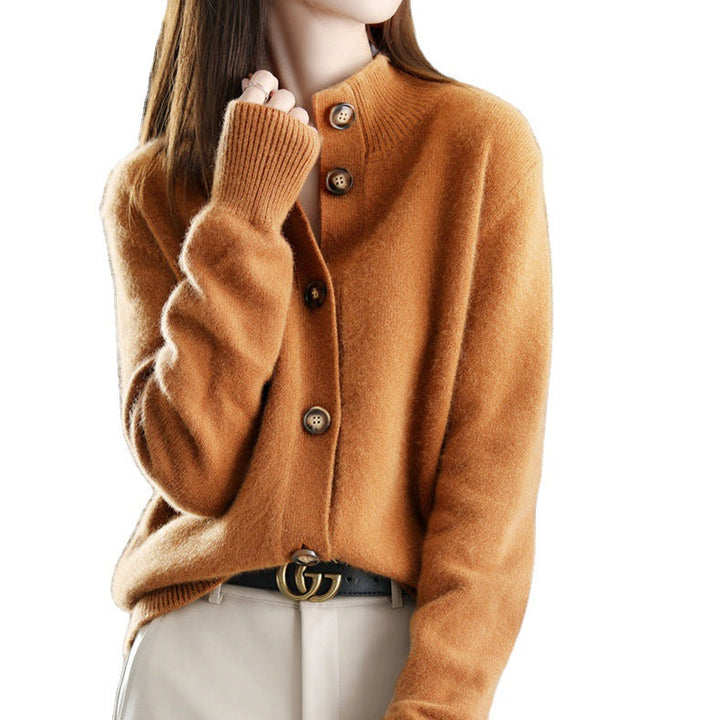 ELARA | Luxe Buttoned Sweater