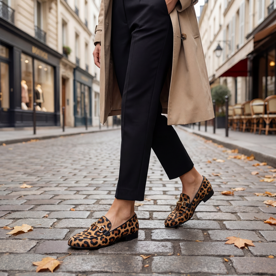 Sienna | Classic Loafer With Metallic Detail