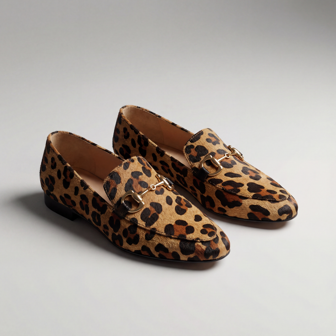 Sienna | Classic Loafer With Metallic Detail